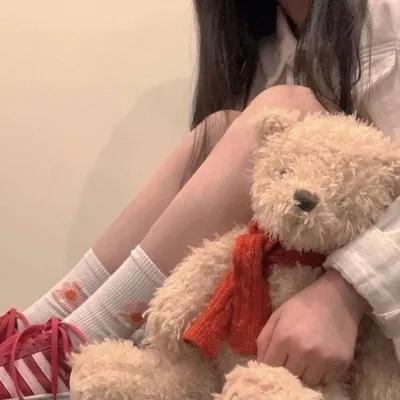 一个攞景的少年